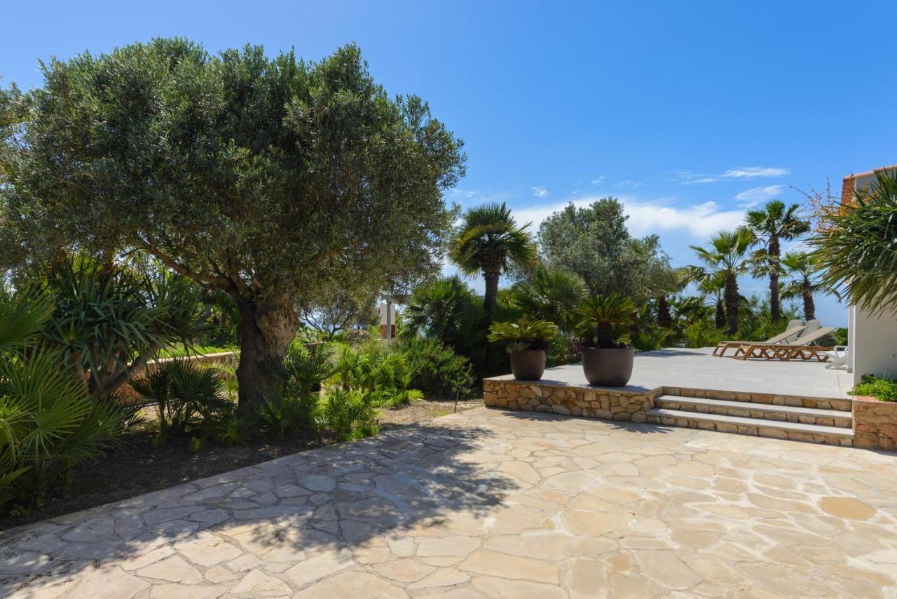 Villa Can Joan I - Fantastic Sunset Views And Family Friendly - San Antonio  Exteriör bild