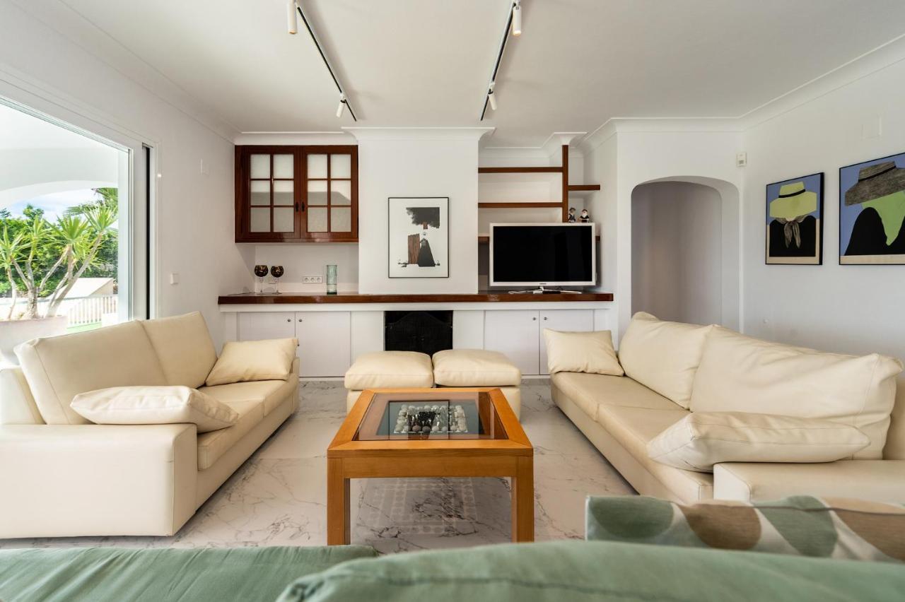 Villa Can Joan I - Fantastic Sunset Views And Family Friendly - San Antonio  Exteriör bild