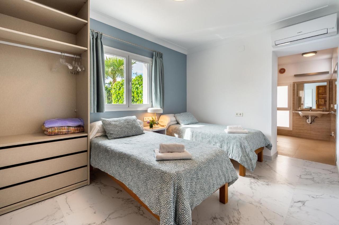 Villa Can Joan I - Fantastic Sunset Views And Family Friendly - San Antonio  Exteriör bild