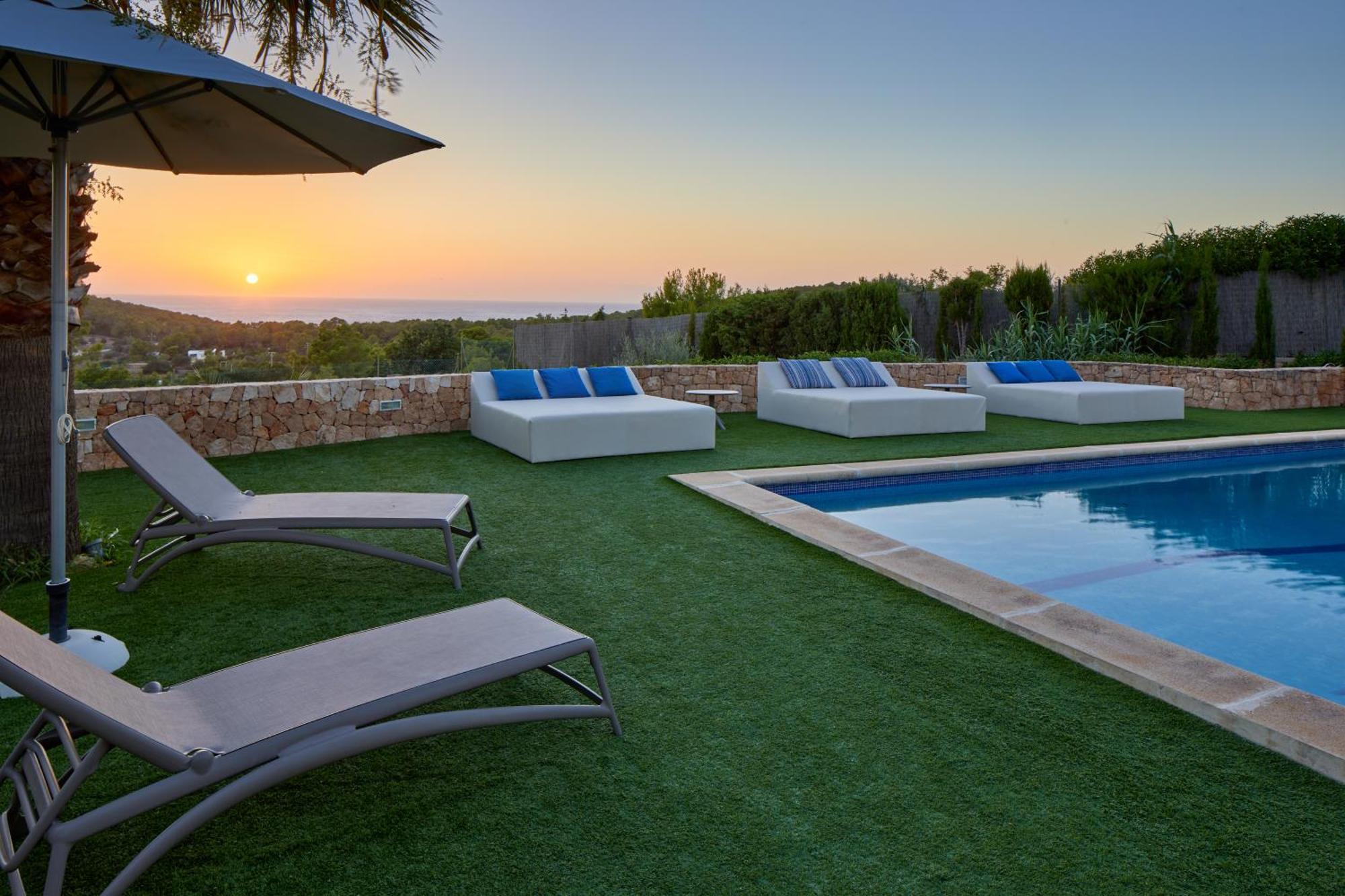 Villa Can Joan I - Fantastic Sunset Views And Family Friendly - San Antonio  Exteriör bild
